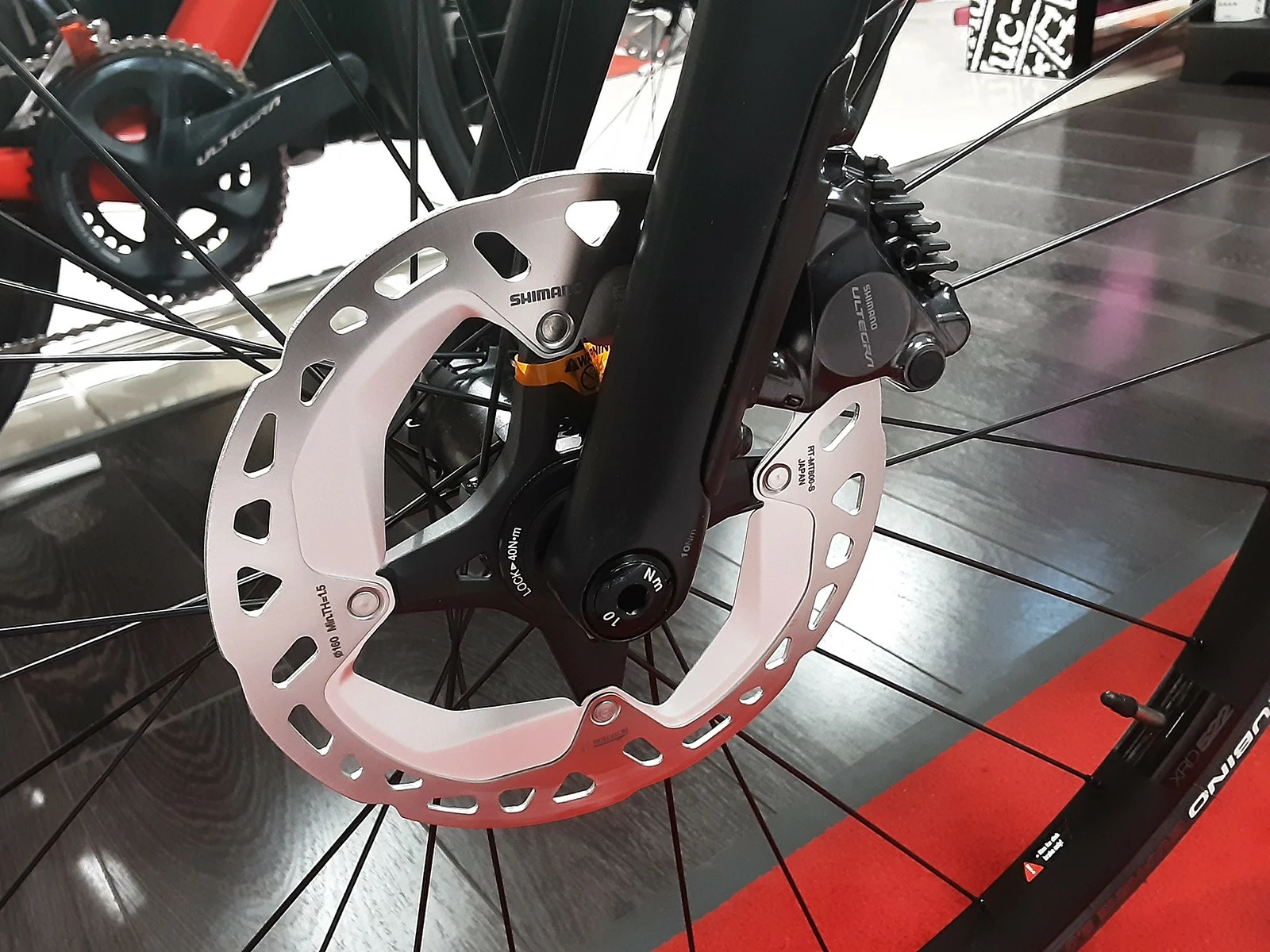 BMC Roadmachine Three Ultegra Di2 Disc 12v Vélo De Route 2022 9 BMC Roadmachine Three Ultegra Di2 Disc 12v Vélo De Route 2022 – Image 7