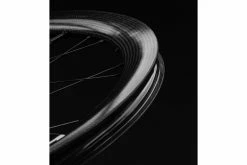 CORIMA Essentia 40 Roues Carbone 40mm Disques/tubeless Ready 2023 28 CORIMA Essentia 40 Roues Carbone 40mm Disques/tubeless Ready 2023 -Route Sales 2023 corima essentia 40 roues carbone 40mm disquestubeless ready 2023 10