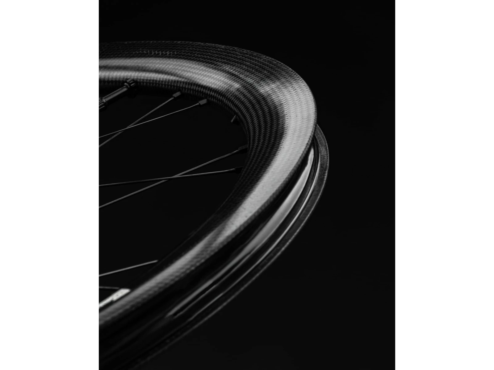 CORIMA Essentia 40 Roues Carbone 40mm Disques/tubeless Ready 2023 13 CORIMA Essentia 40 Roues Carbone 40mm Disques/tubeless Ready 2023 – Image 11