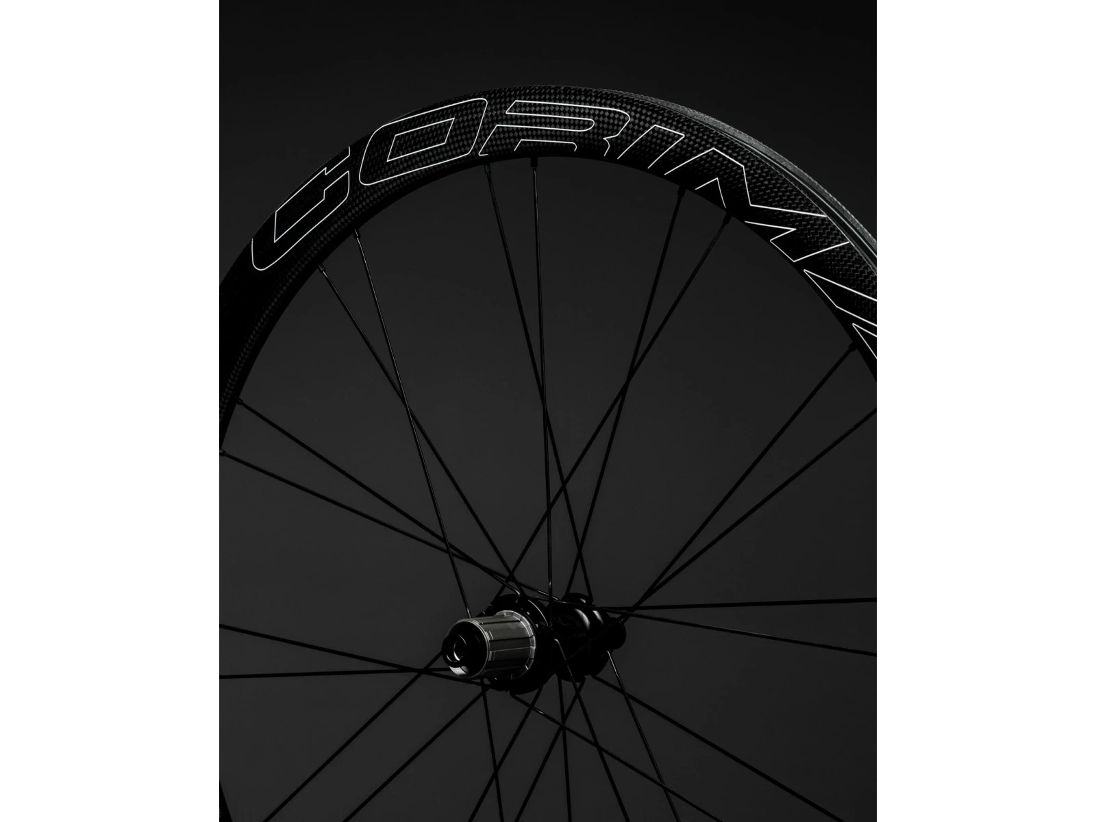 CORIMA Essentia 40 Roues Carbone 40mm Disques/tubeless Ready 2023 15 CORIMA Essentia 40 Roues Carbone 40mm Disques/tubeless Ready 2023 – Image 13