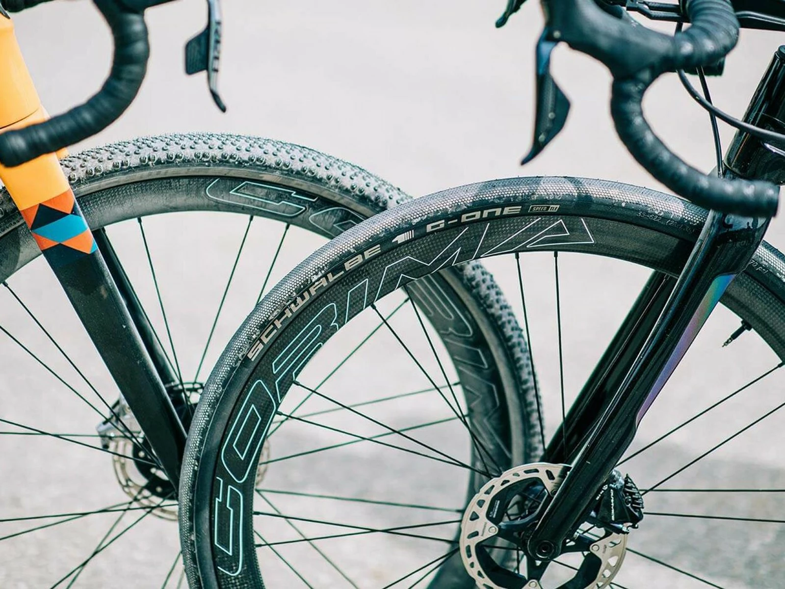 CORIMA Essentia 40 Roues Carbone 40mm Disques/tubeless Ready 2023 8 CORIMA Essentia 40 Roues Carbone 40mm Disques/tubeless Ready 2023 – Image 6