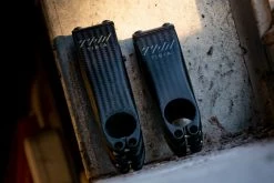 THM Carbones Potence Tibia Carbone Ultralight Ø1.1/8” Ø31,8mm 6° -Route Sales 2023 thm carbones potence tibia carbone ultralight o118 o318mm 6 9