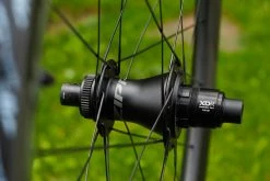 ZIPP 303 Firecrest Disc Roues Carbone 40mm Disque Pneu Tubeless 2023 24 ZIPP 303 Firecrest Disc Roues Carbone 40mm Disque Pneu Tubeless 2023 -Route Sales 2023 zipp 303 firecrest roues carbone 40mm disques tubeless 2022 10