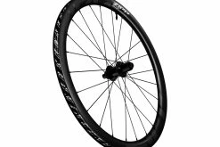 ZIPP 303 S Disc Roues Carbone 45mm Disque Pneu Tubeless 2023 -Route Sales 2023 zipp 303 s disc roues carbone 45mm disque pneu tubeless 2023 3